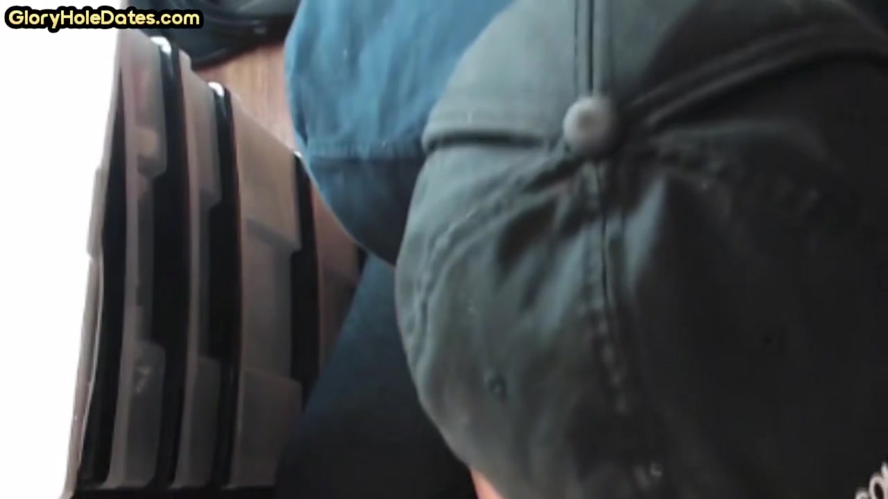 Cock starving gloryhole DILF sucks dick with his eager mouth