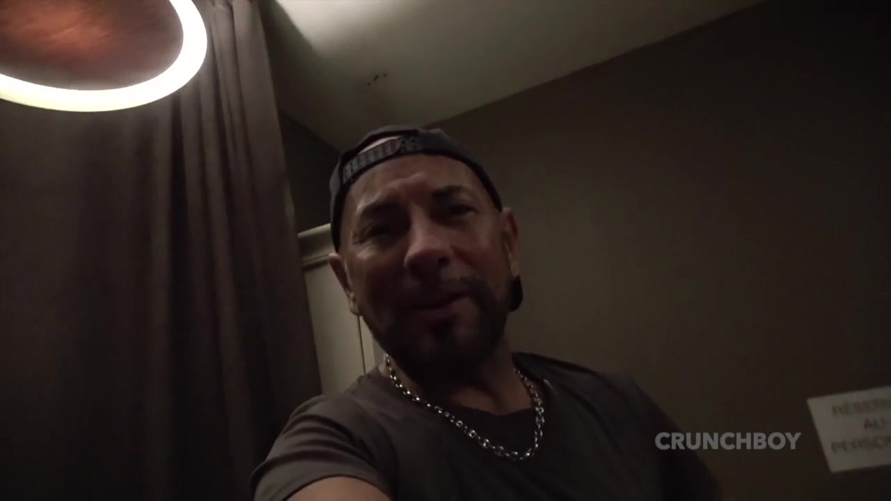 James Fucked Raw By Apolo Adrii During Massage - LatinoFucker