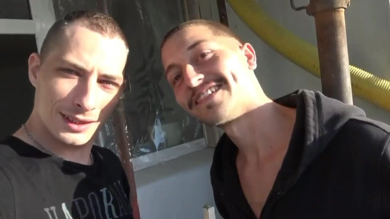 Issak Fucked Bareback By Straight Worker - ViktorRom