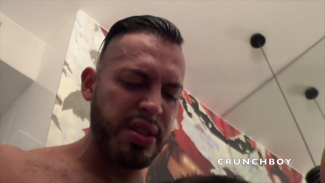 Martin Mazza Fucked Barbeak By Viktror Orm - ViktorRom