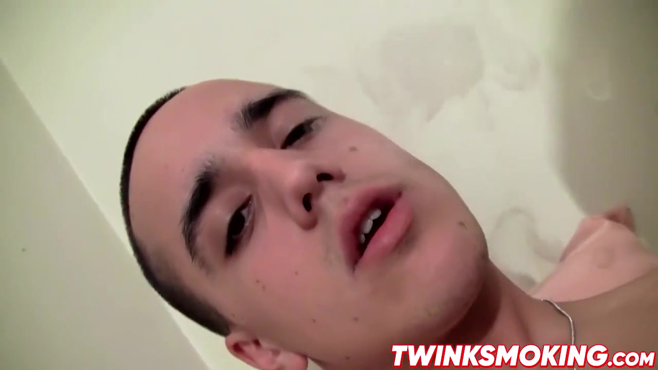 Kinky Fruit Loves To Smoke While He Is Masturbating His Rod