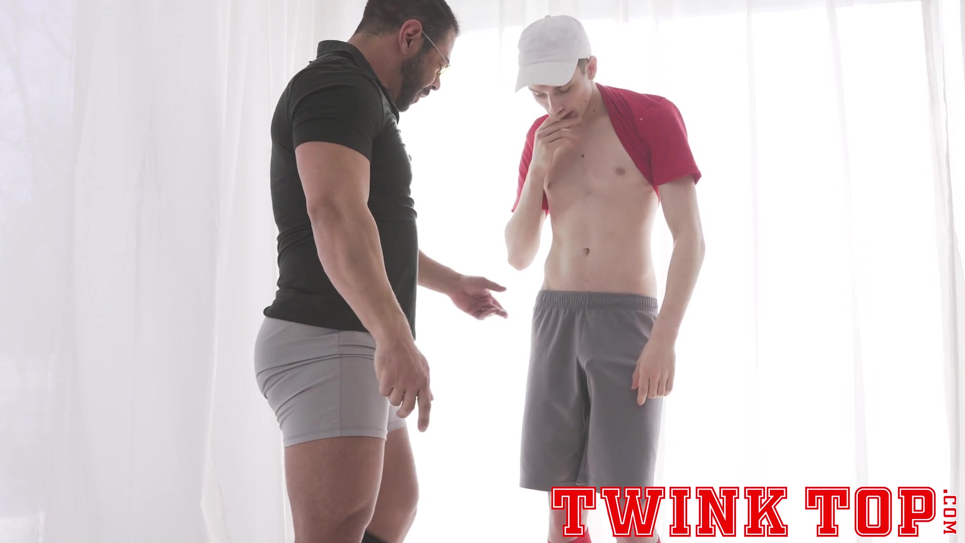 TYLER TANNER Chapter 2 - Top Training
