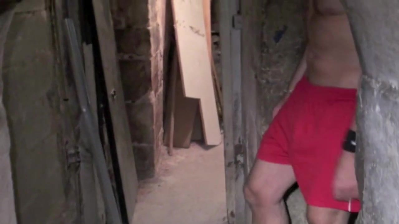 Eddy Fucked By Anonylous In Basement Discreet - FrenchFuckers