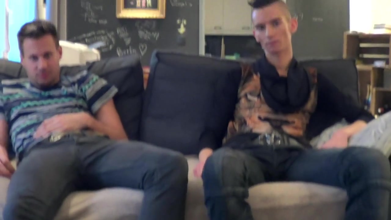 Amateur Sex Tape With Filip Fucked Bareback By Top Twink - CrunchFrenchBareback