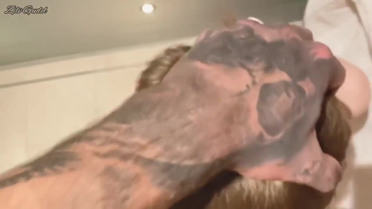 Cum Shower
