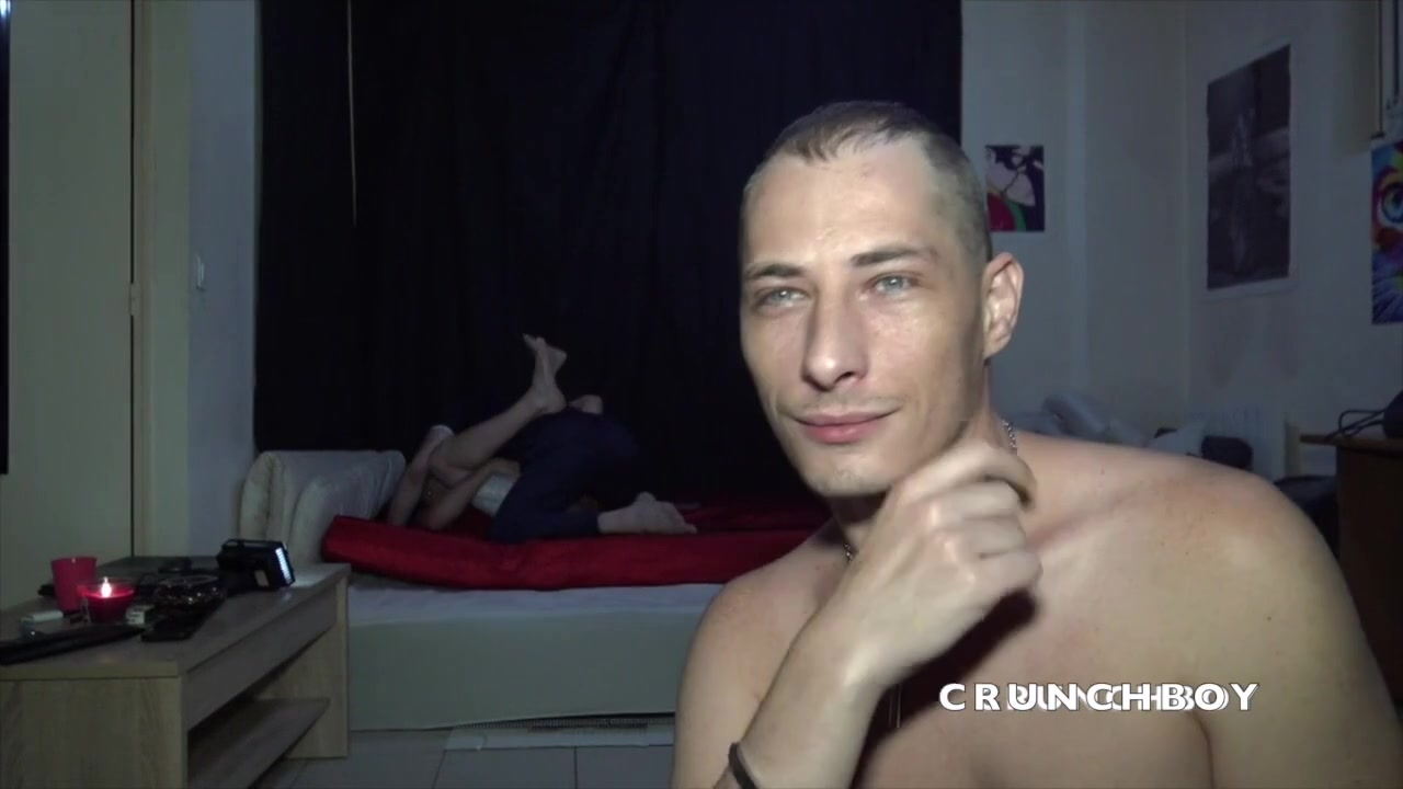 Isak Fucked Raw By Romantik In Paris - FrenchFuckerXxl