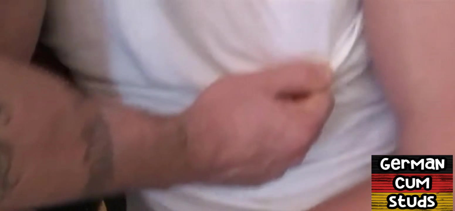 Amateur German jock barebacked in asshole after kissing