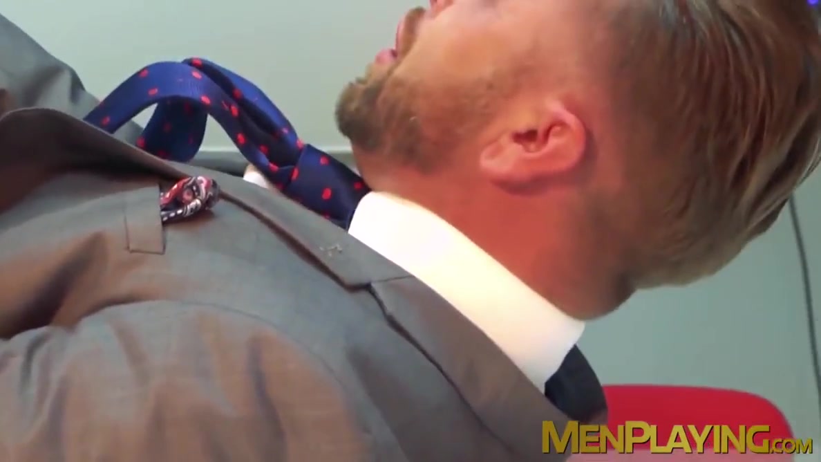 Hunk Businessman Dato Foland Pounding Muscle Gay In Office