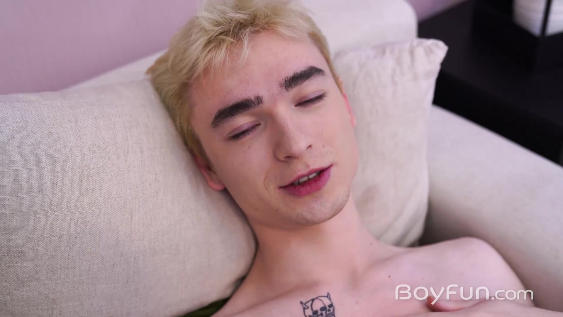 Nick Toy - BoyFun