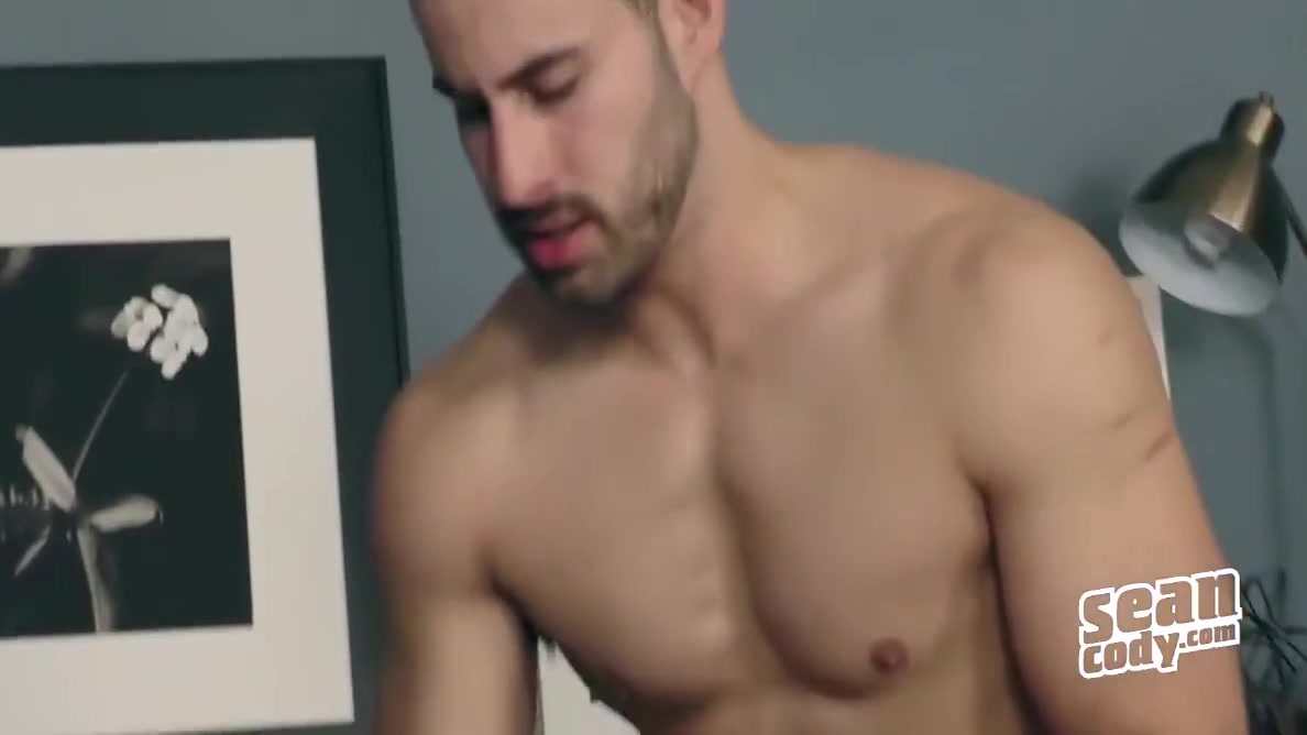 Randy joey condomless - gay vid - sean cody