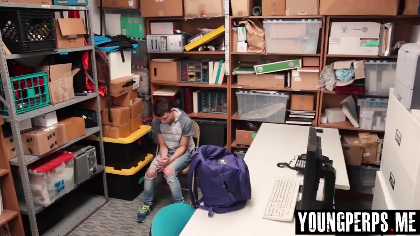 Step dad gives his ass to black LP Officer to release teen 18+
