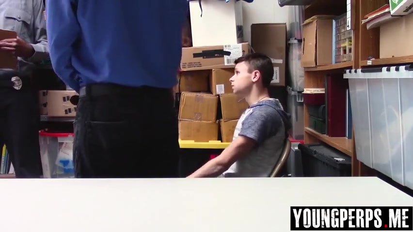 Step dad gives his ass to black LP Officer to release teen 18+