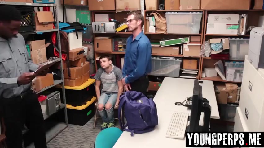 Step dad gives his ass to black LP Officer to release teen 18+