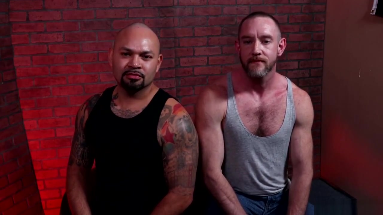 BearBack - Mature Bears Liam Greer & JD Travis Raw Fuck