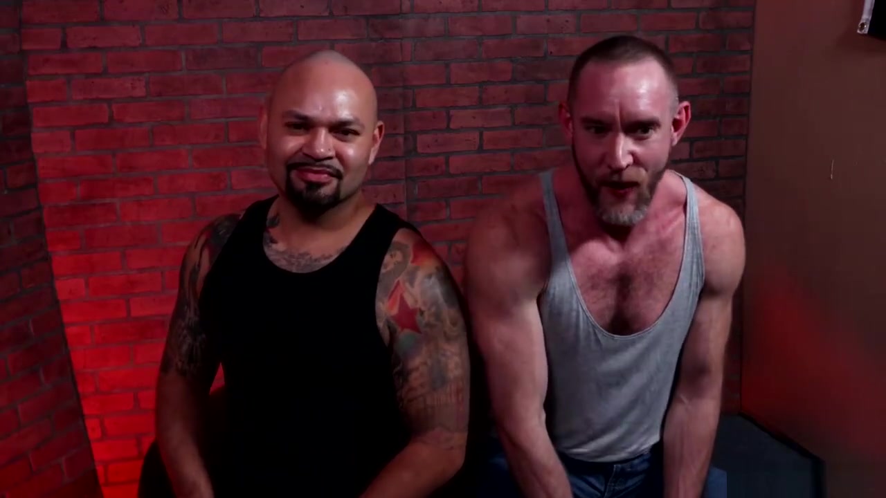 BearBack - Mature Bears Liam Greer & JD Travis Raw Fuck