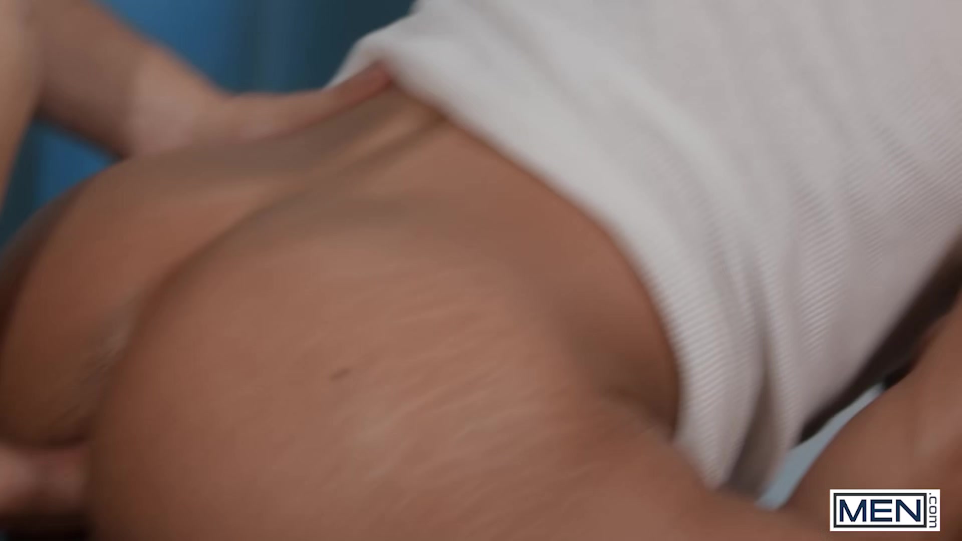 MEN - Hairy Bottom Ihan Rodriguez Goes For A laser Hair Removal Which Turns To A Wild Fuck With Maverick Sun