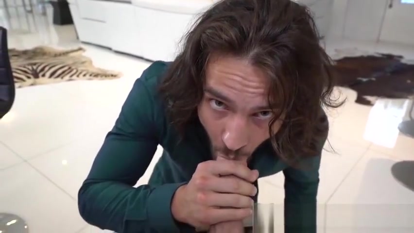Latino real estate agent Dante facialized by customer in POV