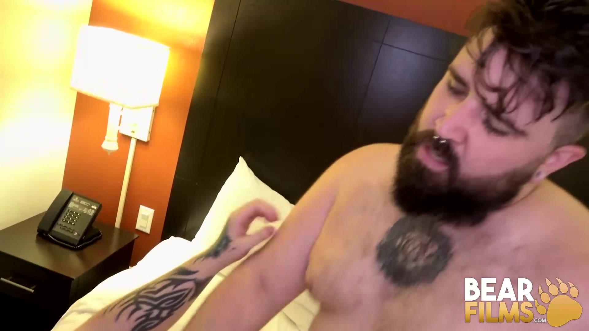 BEARFILMS Phoenix Ryan Sucked Off Ty Brooks Before Breeding