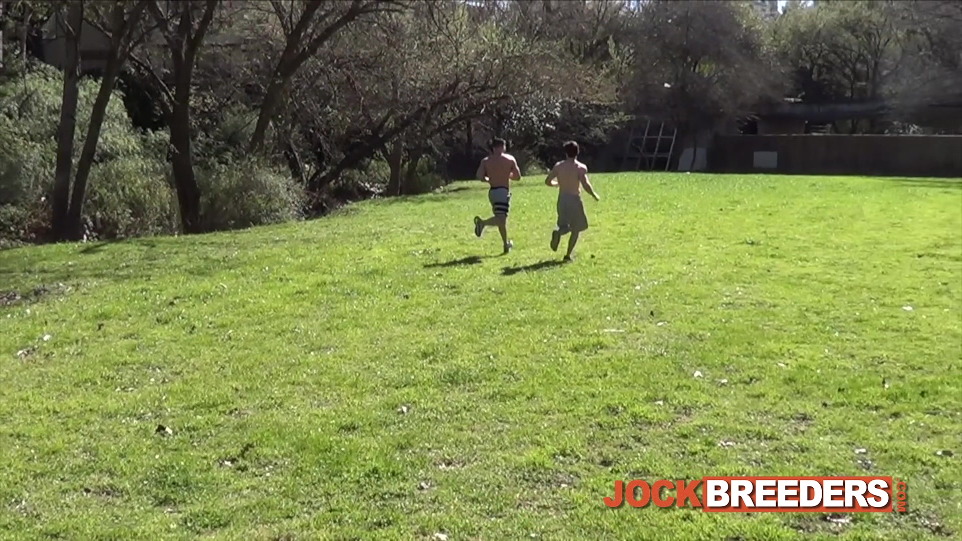 JockBreeders Muscle studs stop workout to fuck Logan Cage