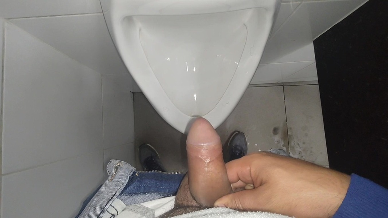 Viciado em Banheirao - PissVids