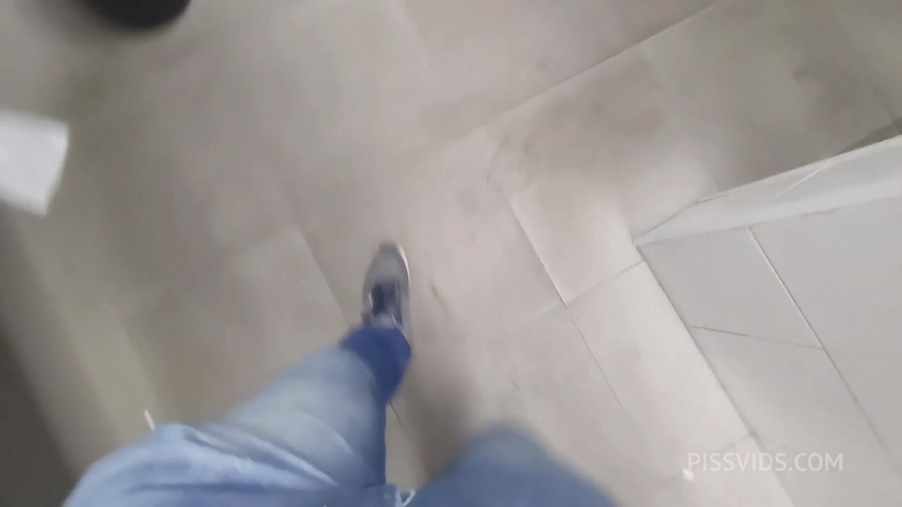 Viciado em Banheirao - PissVids