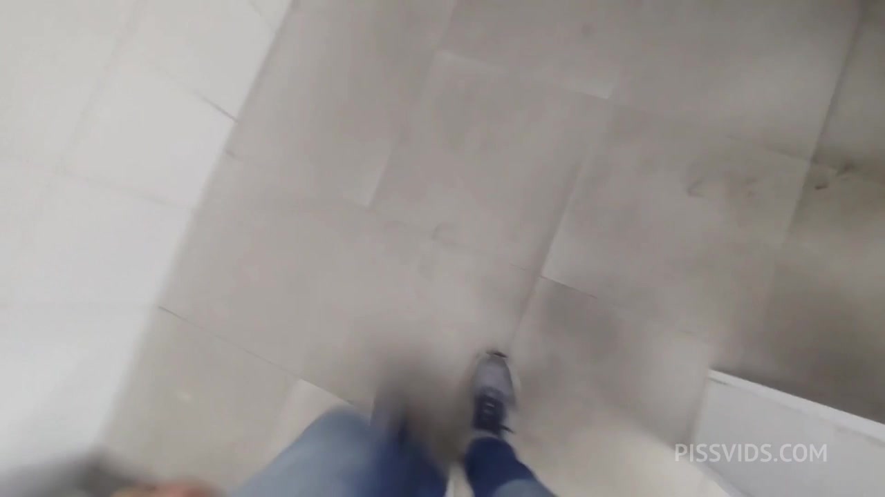 Viciado em Banheirao - PissVids