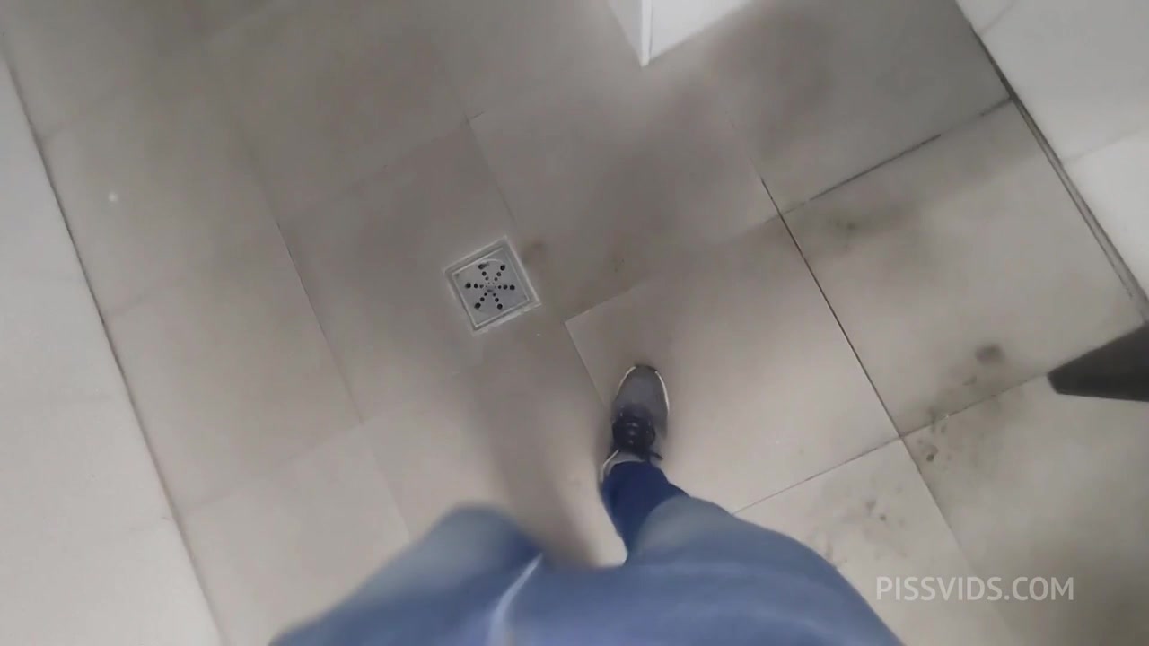 Viciado em Banheirao - PissVids