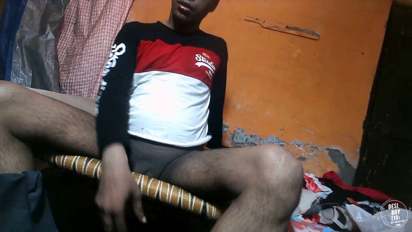 Pre cum licking and bed fuck Indian boy porn - PissVids