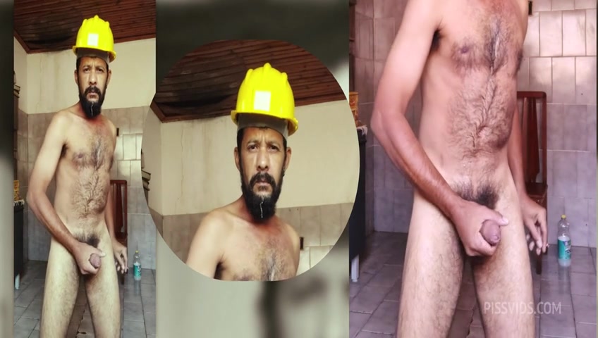 2Vid - ''Day of Pee'' / ''Wild Worker Piss'' - PissVids