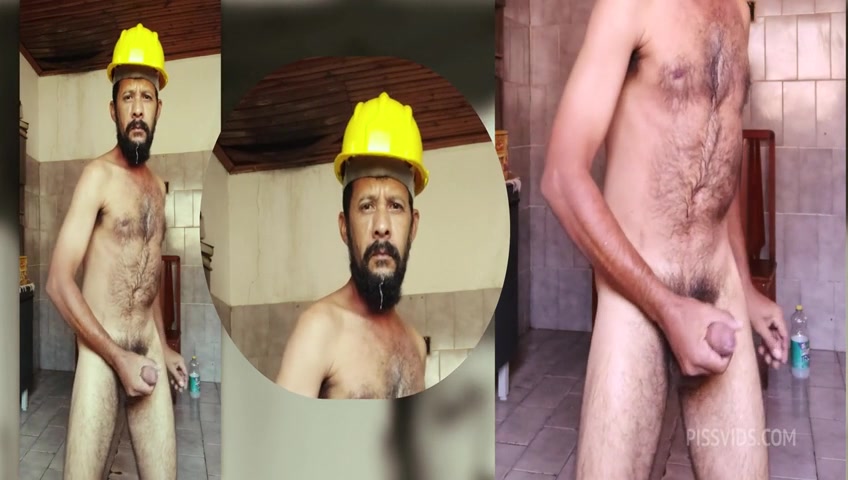 2Vid - ''Day of Pee'' / ''Wild Worker Piss'' - PissVids