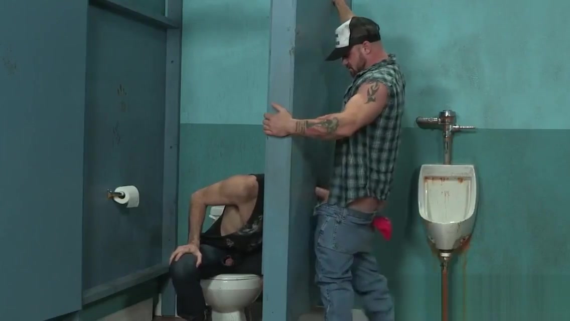 Hunk sucks gloryhole dong