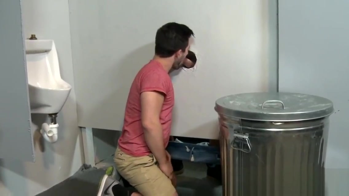 Hung gloryhole hunk cums