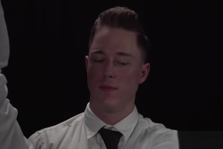 Kinky Mormon seduces his dashing partner into barebacking