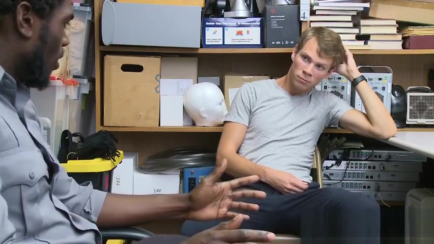 Straight perp compromises and anal fucked by LP Officer