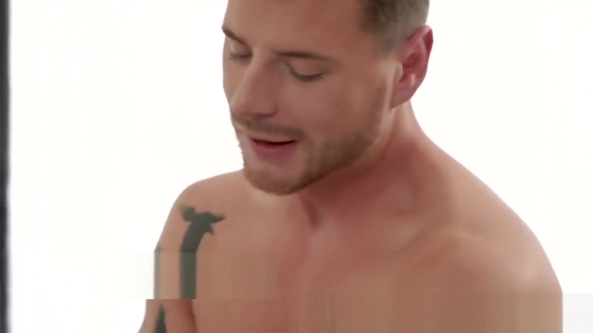 FalconStudios - Hookup With Tinder Guy Before Another Date