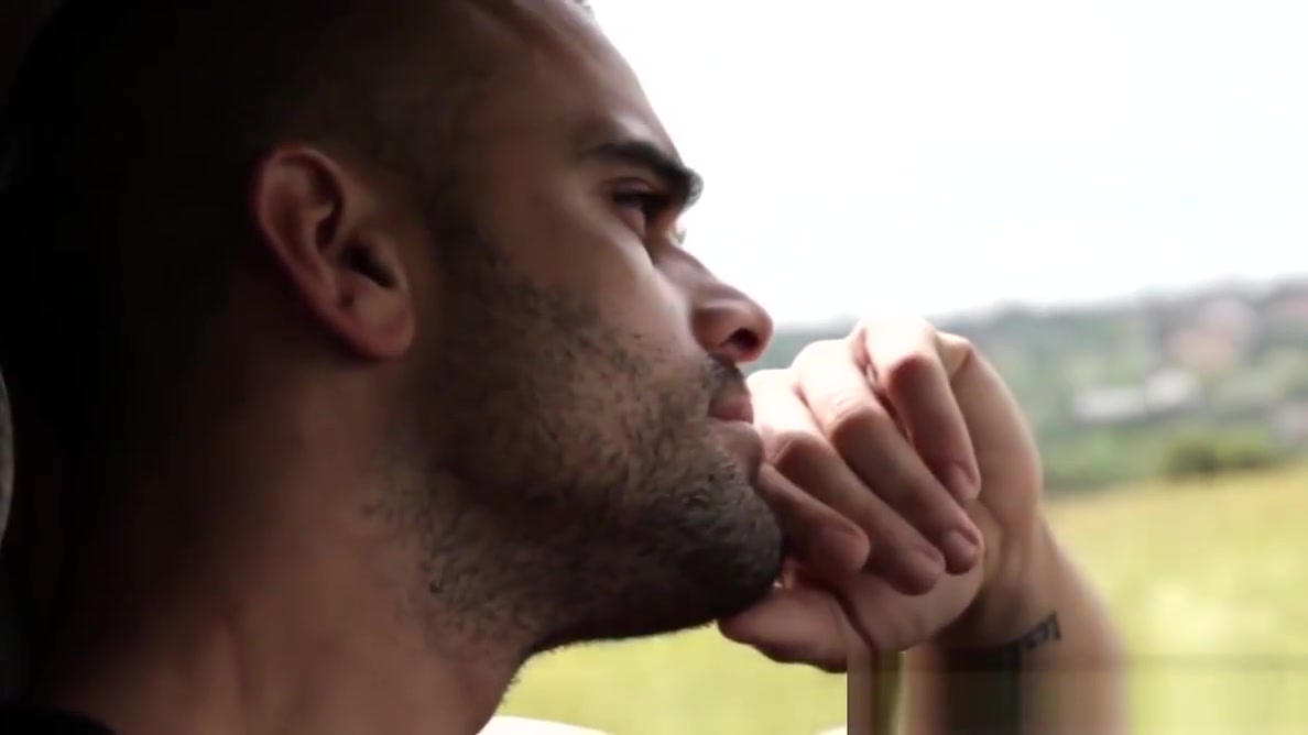Muscled officehunks oral fun outdoors