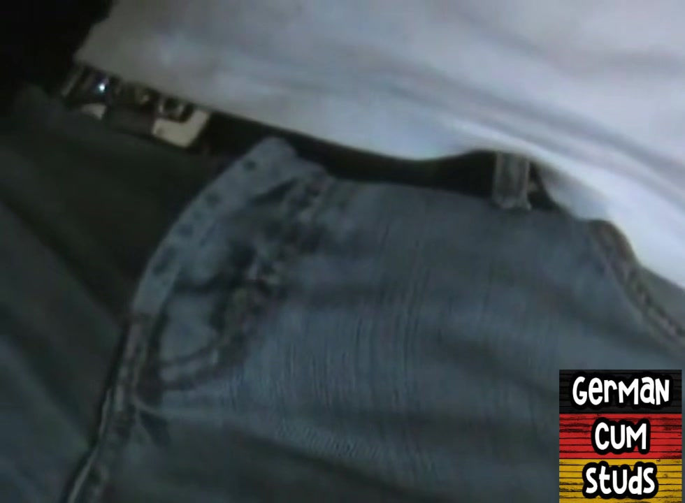 Amateur German gay rims and sucks BF in closeup video