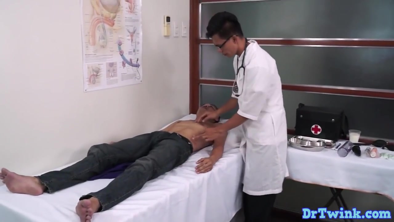 Smooth Asian Dicksucked By Kinky Doctor