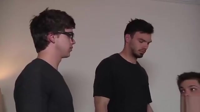Johnny rapidly takes two cocks in him