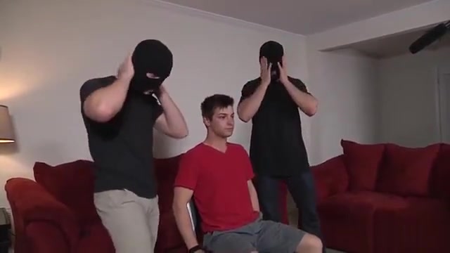 Johnny rapidly takes two cocks in him