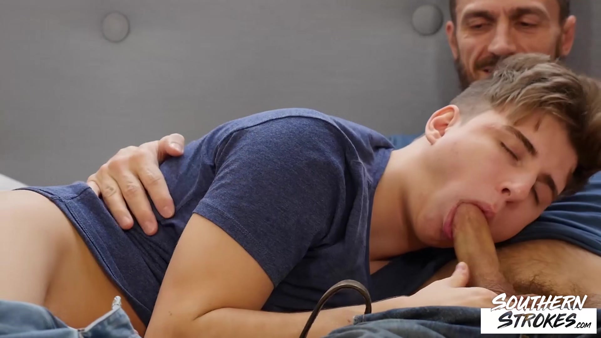 SOUTHERNSTROKES Eric Lenn Raw Fucked By Matthew Sommer