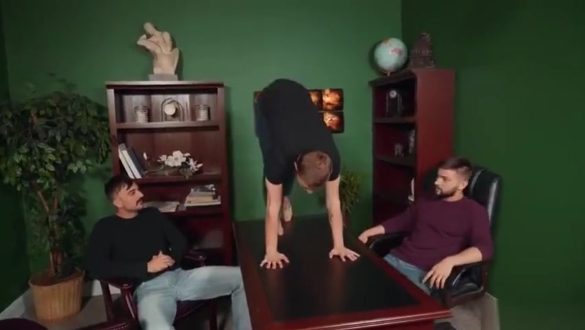 Johnny Rapid Mason Lear Tom Bentley -An Acrobatic Threesome