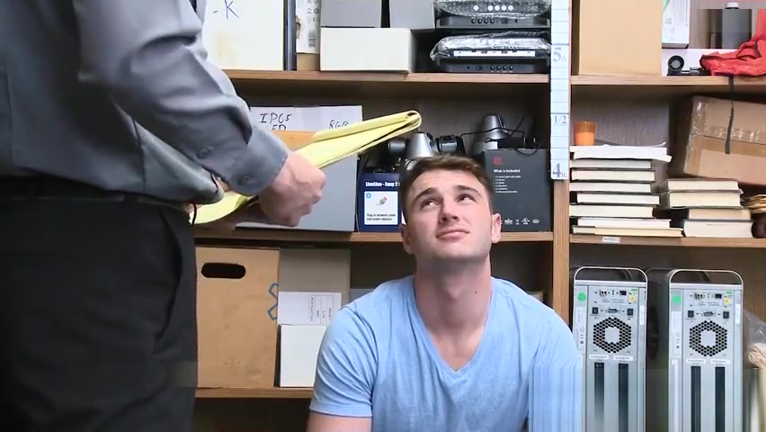 Aggressive teen 18+ perp submits himself to horny Officer
