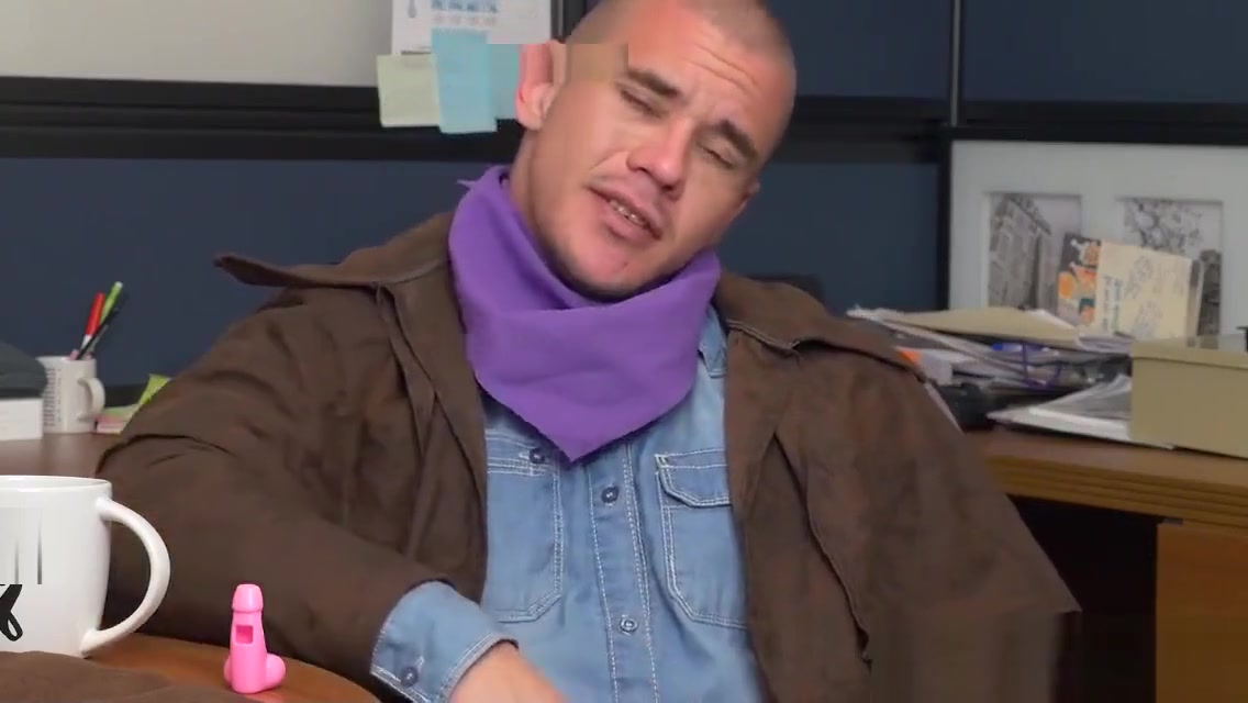 Office stud gets interracially banged