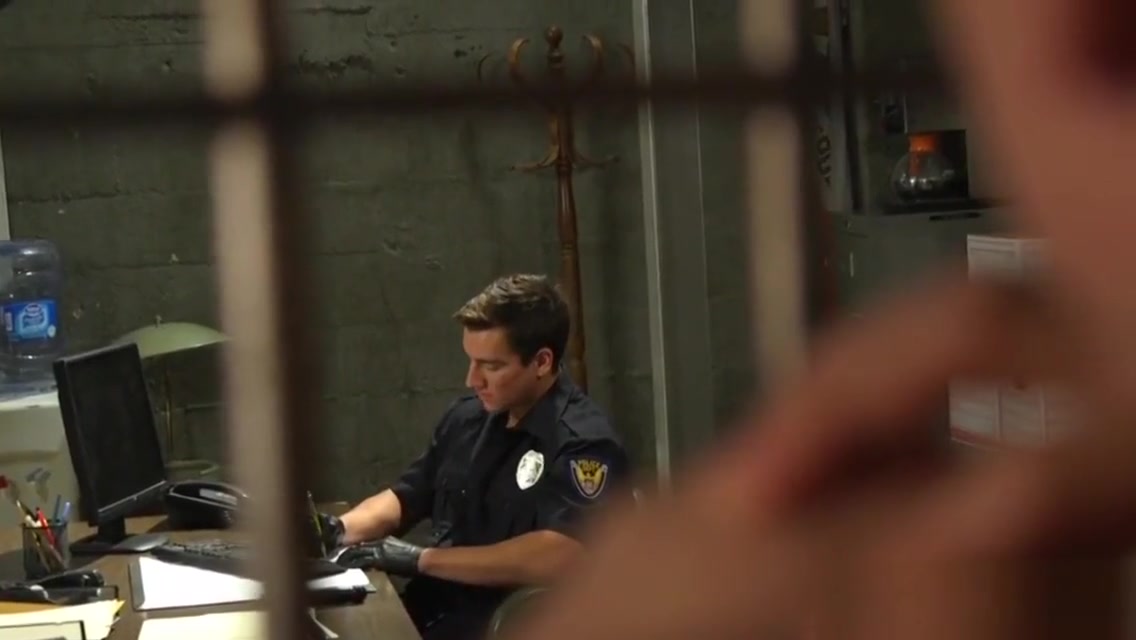 Submissive stud sucking officers dick
