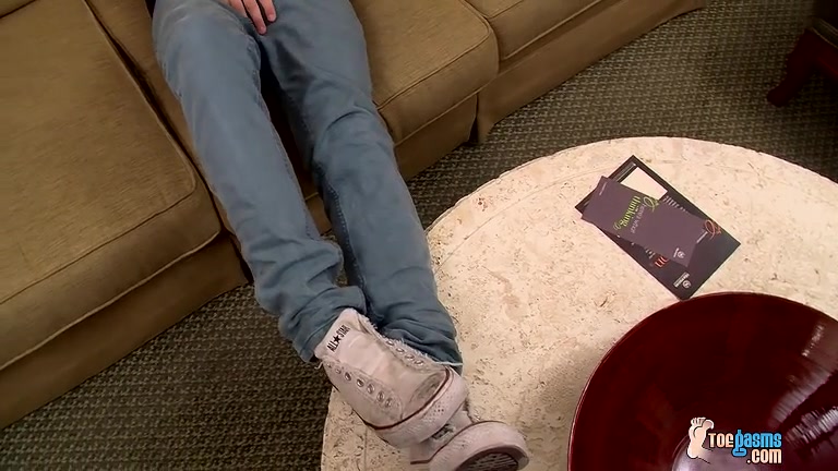 Foot Licking Solo Boy Dustin - Dustin Fitch