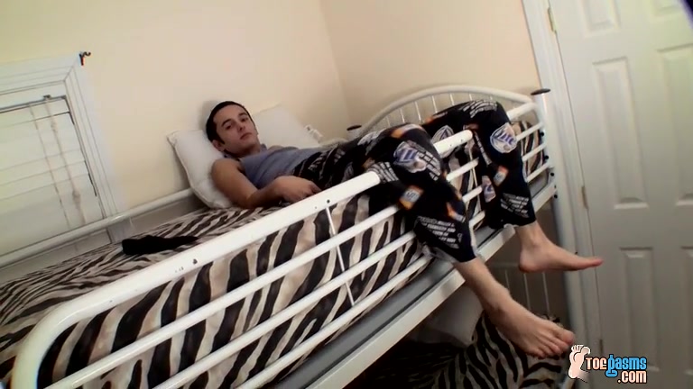 In Bed With Wet And Messy Wiley - Wiley