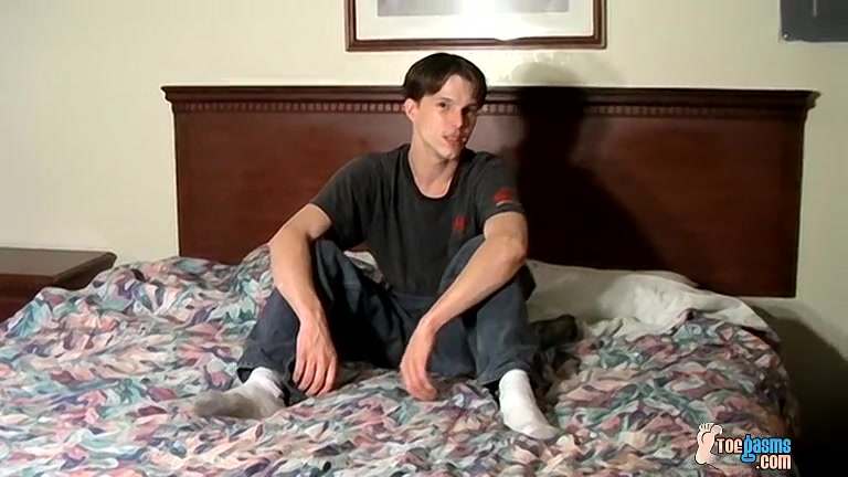 Cummy Feet With Sexy Aaron - Aaron Jackson