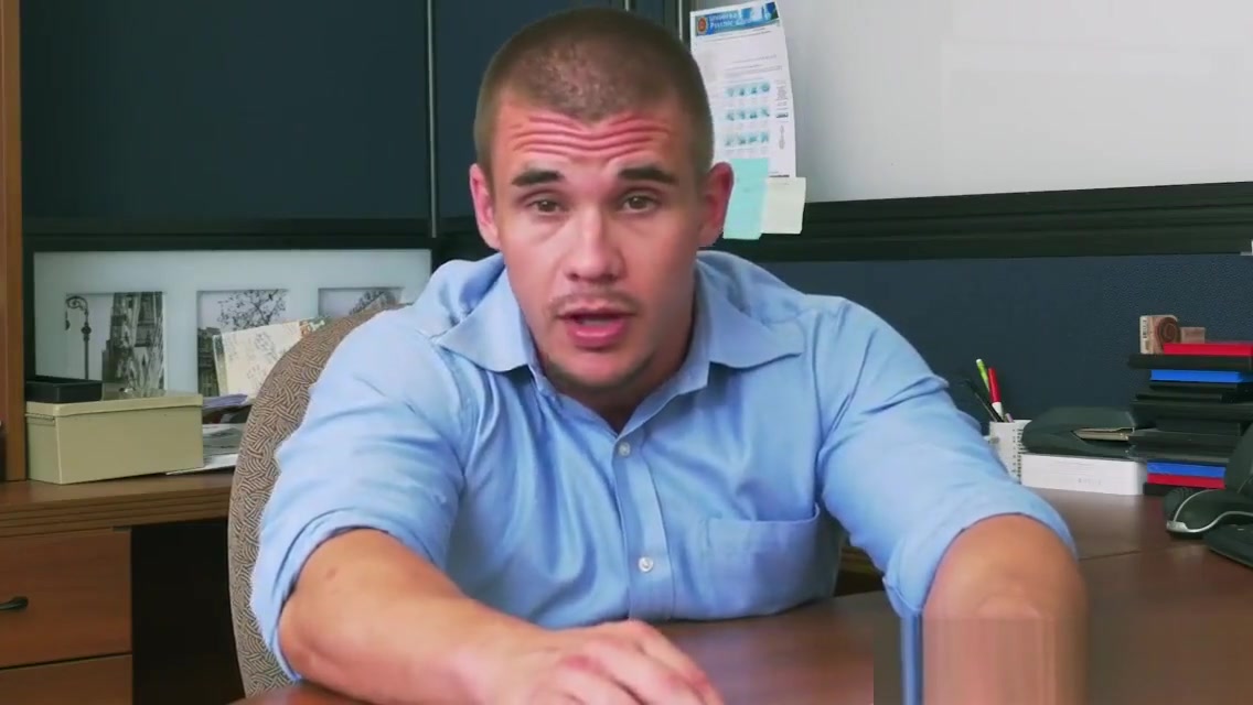 Handsome jock cumdrops during office trio