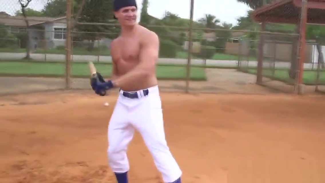 Stunning jocks bang in shower after baseball game